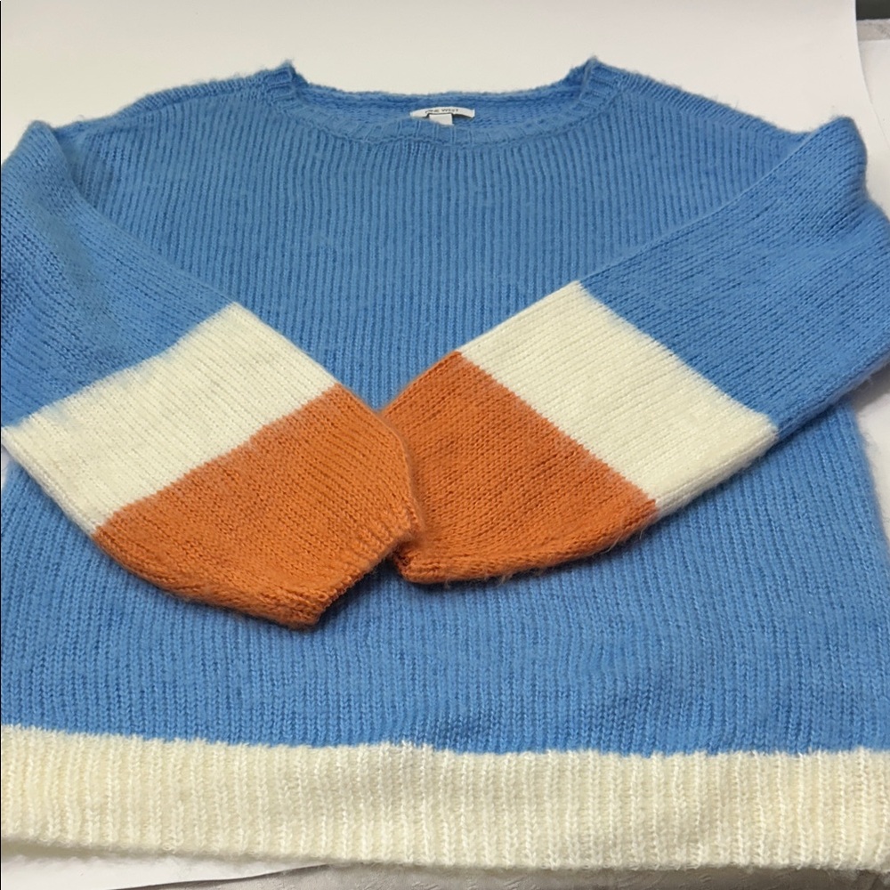 Nine West Women's Soft Blue Crew Neck Sweater - Picture 4 of 16